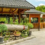 酒店 博因吉斯克杰兹洛酒店