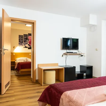 Hotel Center Bohinjsko Jezero 3*